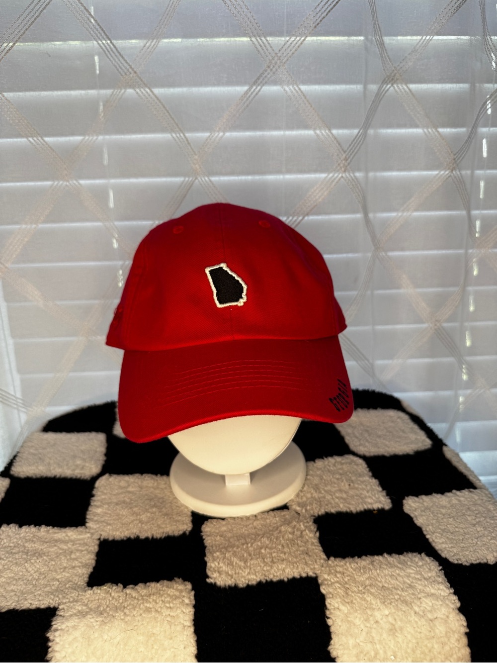 Top of the World Georgia Bulldogs Red State Outline Adjustable Strapback Hat